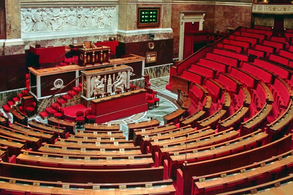 Réforme des retraites : quand un député LFI insulte le ministre du Travail